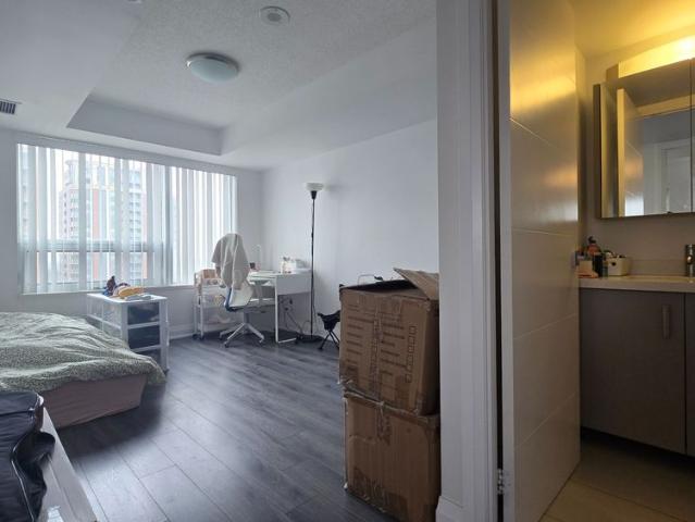 For Lease 18 Uptown Drive Unit# 1202, Markham, Ontario