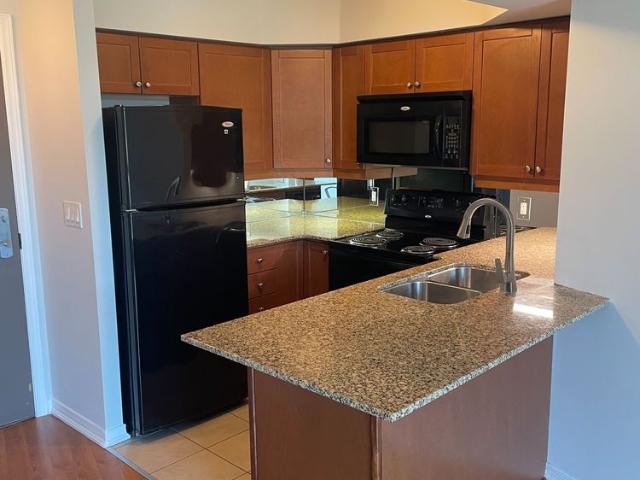 For Lease 18 Valley Woods Road Unit# 1015, Toronto, Ontario