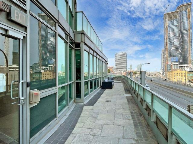 For Lease 18 Yonge Street Unit# 1809, Toronto, Ontario