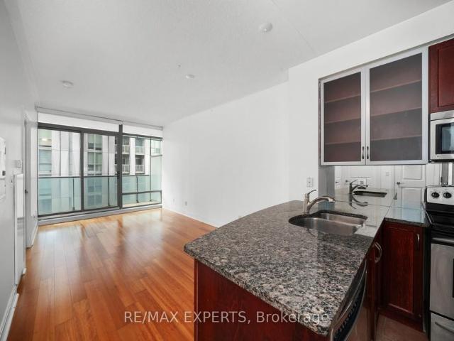 For Lease 18 Yorkville Avenue Unit# 903, Toronto, Ontario