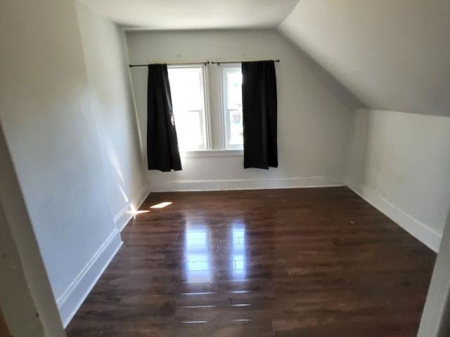 For Lease 194 Beatrice Street Unit# 2, Toronto, Ontario