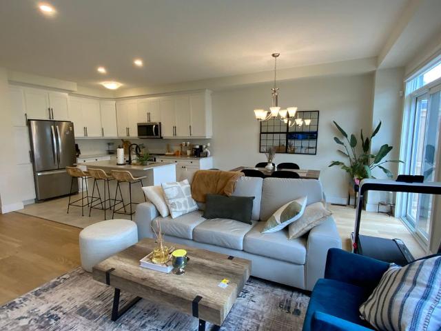For Lease 1954 Evans Boulevard, London South, Ontario