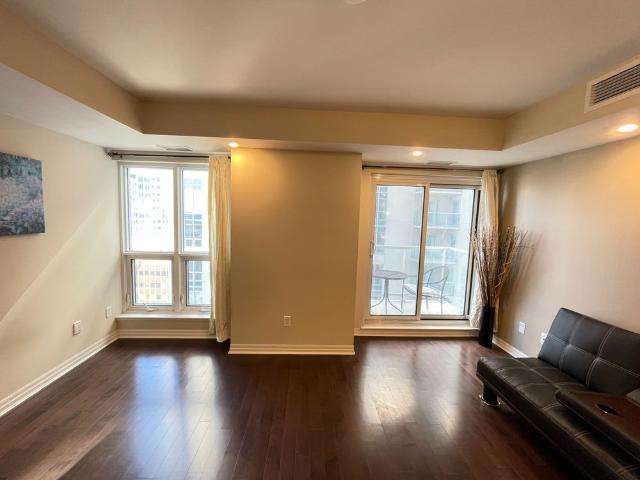 For Lease 195 Besserer St Street Unit# 1908, Lower Town Sandy Hill, Ontario