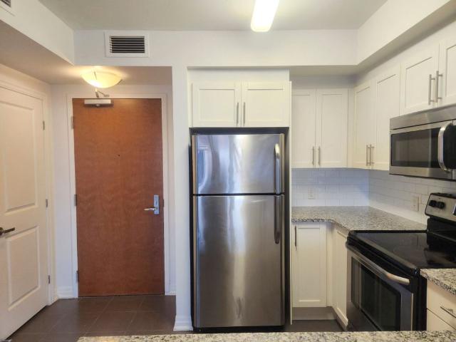 For Lease 195 Besserer Street Unit# 1803, Lower Town Sandy Hill, Ontario