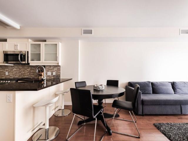 For Lease 195 BESSERER Street Unit# 2106, Lower Town Sandy Hill, Ontario