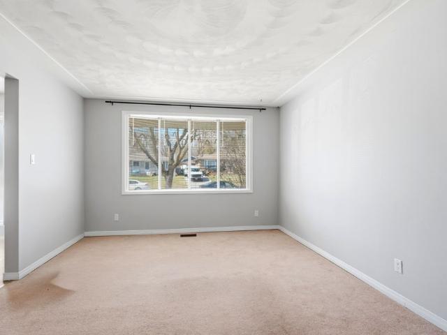 For Lease 195B Cedarvale Crescent Unit# A, Waterloo, Ontario