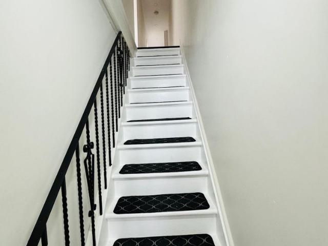 For Lease 196 Caledonia Road Unit# 2nd Flr, Toronto, Ontario