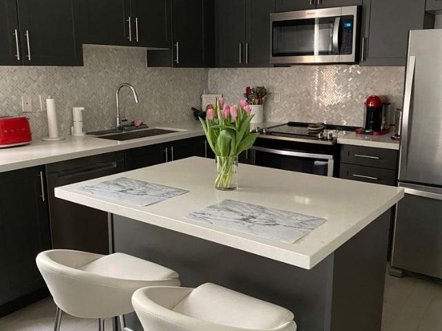 For Lease 196 Pine Grove Road Unit# 1, Vaughan, Ontario