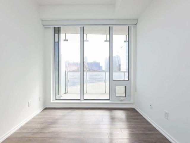 For Lease 197 Yonge Street Unit# 3009, Toronto, Ontario