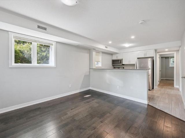 For Lease 190 Century Hill Drive Unit# C1, Kitchener, Ontario