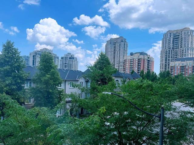 For Lease 19 Avondale Avenue Unit# 312, Toronto, Ontario