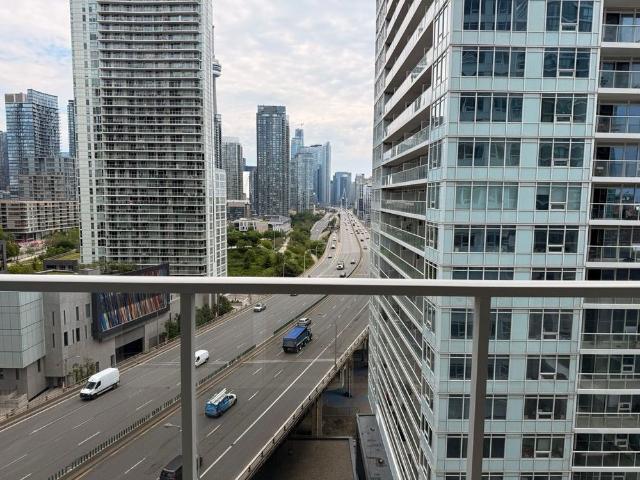 For Lease 19 Bathurst Street Unit# 1708, Toronto, Ontario