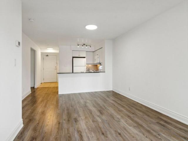For Lease 19 Barberry Place Unit# 711, Toronto, Ontario