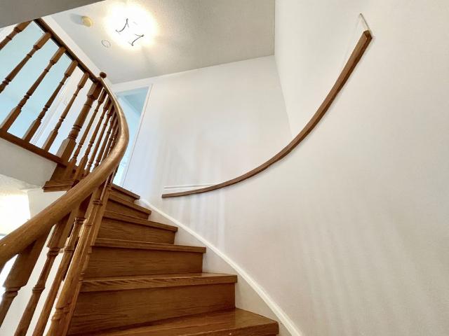 For Lease 19 Blair Crescent, Barrie, Ontario
