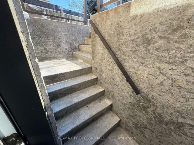 For Lease 19 Elmbrook Crescent Unit# Lower, Toronto, Ontario