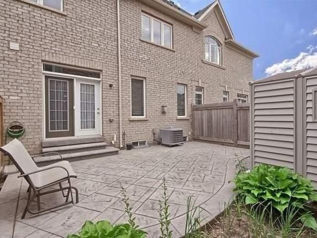 For Lease 19 Kaitting Trail, Oakville, Ontario