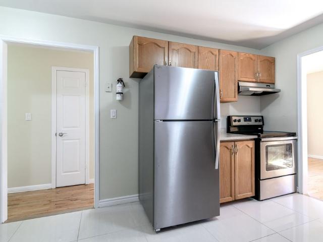 For Lease 19 Lorraine Drive, Cambridge, Ontario