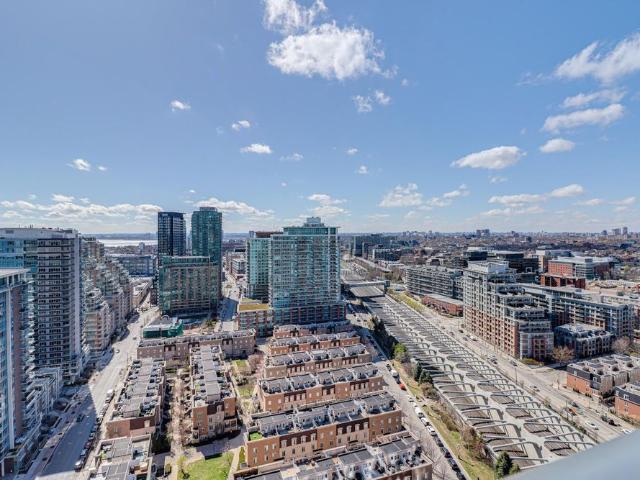 For Lease 19 Western Battery Road Unit# 2810, Toronto, Ontario