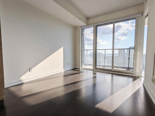 For Lease 19 Western Battery Road Unit# 2811, Toronto, Ontario
