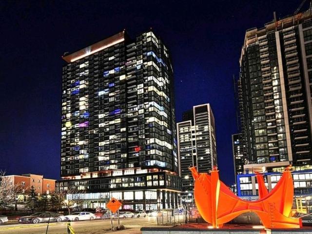 For Lease 19 Western Battery Road Unit# Ph11, Toronto, Ontario