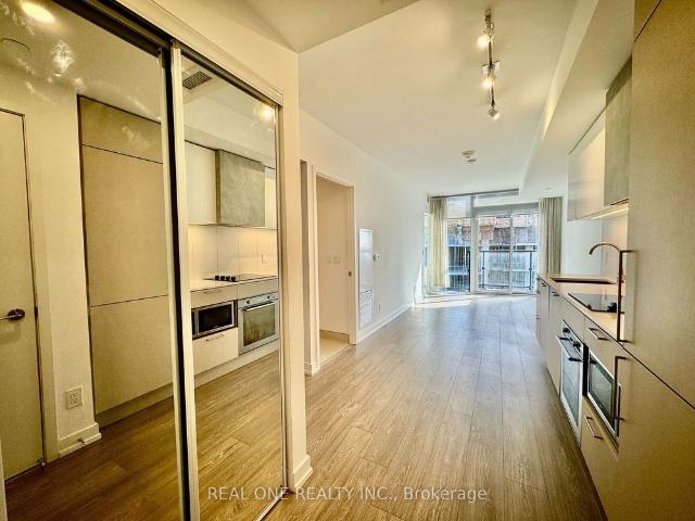 For Lease 19 Western Battery Road Unit# Ph 03, Toronto, Ontario