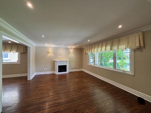 For Lease 19 Tournament Drive, Toronto, Ontario