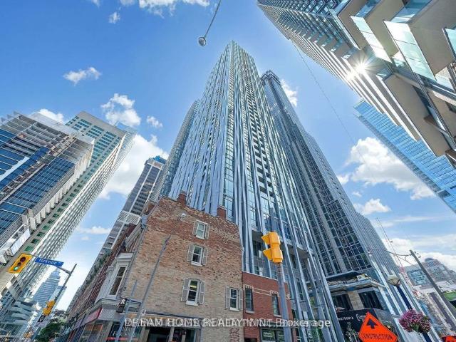 For Lease 1 Yorkville Avenue Unit# 3003, Toronto, Ontario