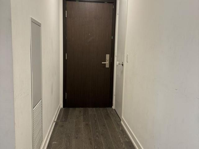 For Lease 1 Yorkville Avenue Unit# 3405, Toronto, Ontario