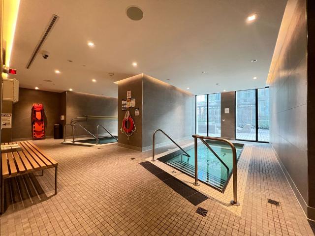 For Lease 1 Yorkville Avenue Unit# 3801, Toronto, Ontario