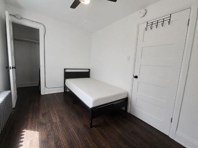 For Lease 1 Baldwin Street Unit# N1 2F, Toronto, Ontario