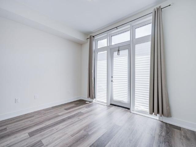 For Lease 1 Bond Crescent Unit# 1, Richmond Hill, Ontario