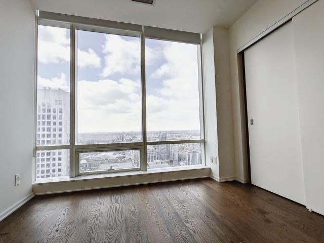 For Lease 1 Bloor Street Unit# 4108, Toronto, Ontario