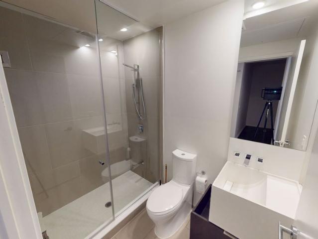 For Lease 1 Bloor Street Unit# 4407, Toronto, Ontario