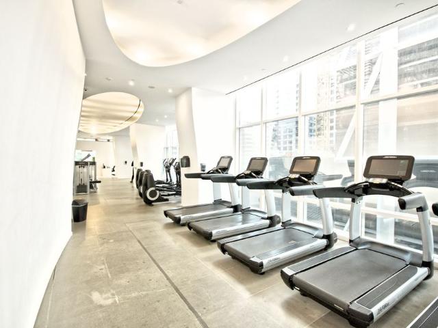 For Lease 1 Bloor Street Unit# 809, Toronto, Ontario