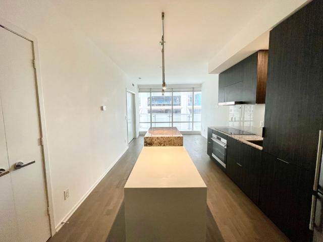 For Lease 1 Bloor Street Unit# 1809, Toronto, Ontario