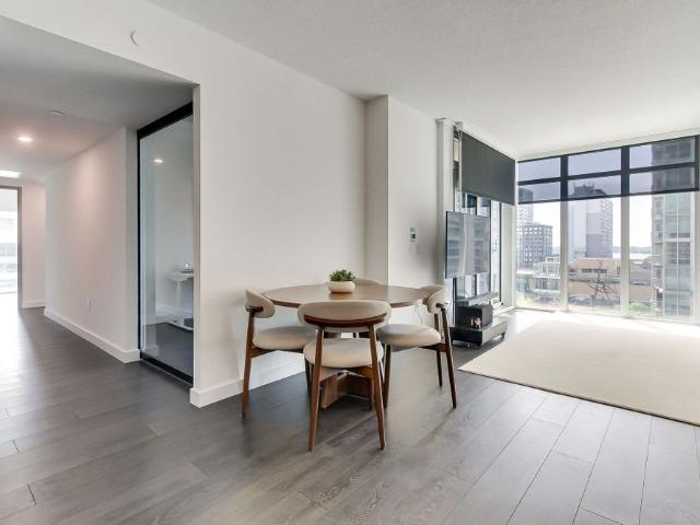 For Lease 1 Concord Cityplace Way Unit# 611, Toronto, Ontario