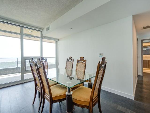For Lease 1 Concord Cityplace Way Unit# 6205, Toronto, Ontario