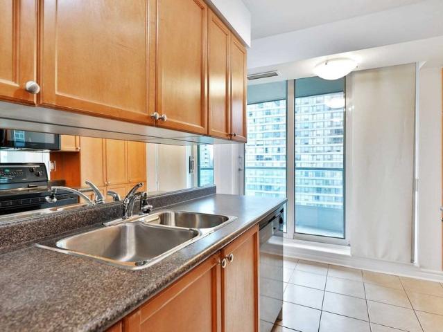 For Lease 1 Elm Drive Unit# 1605, Mississauga, Ontario