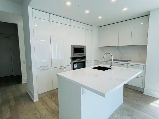 For Lease 1 Gloucester Street Unit# 1216, Toronto, Ontario
