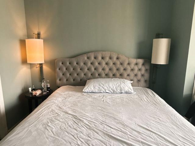 For Lease 1 King Street Unit# 2107, Toronto, Ontario