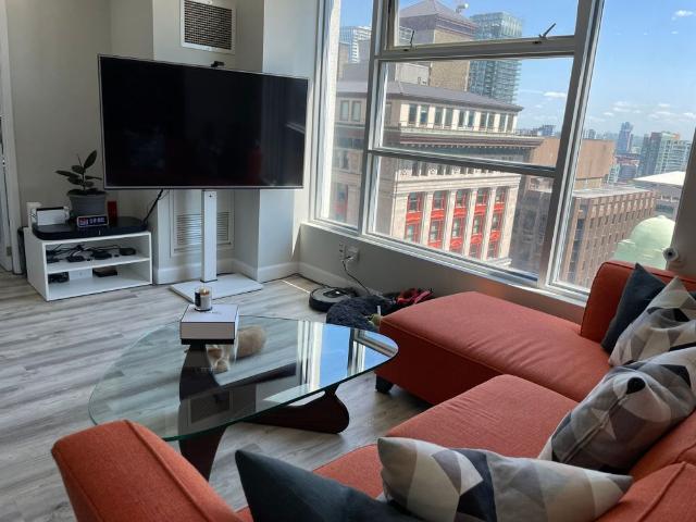 For Lease 1 King Street Unit# 2204, Toronto, Ontario