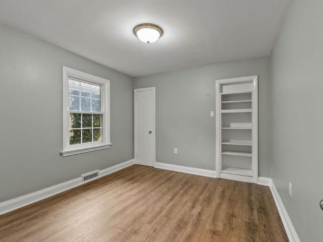 For Lease 1 Linwood Street Unit# Main, St. Catharines, Ontario