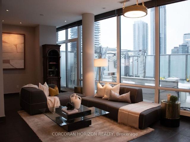 For Lease 1 Market Street Unit# PH01, Toronto, Ontario