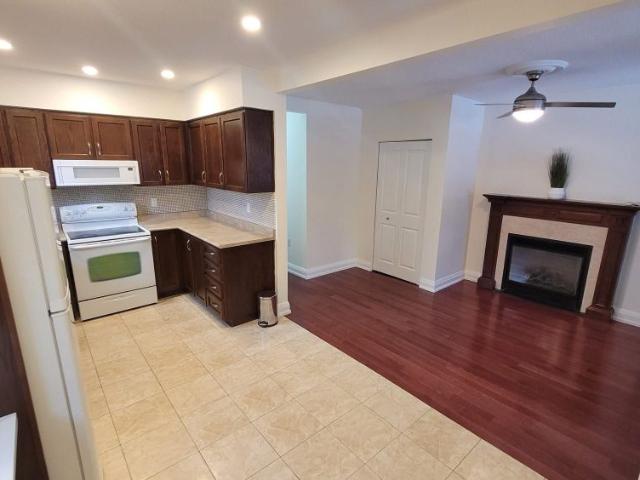 For Lease 1 Roseneath Gardens, Toronto, Ontario