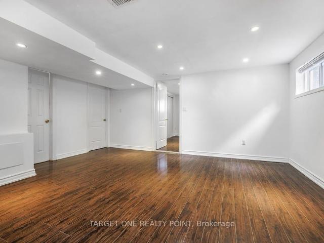 For Lease 205 Pineway Boulevard Unit# Basement, Toronto, Ontario