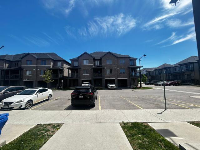 For Lease 205 West Oak Trail Unit# 32, Kitchener, Ontario