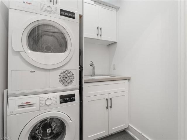 For Lease 2060 Lakeshore Road Unit# 205, Burlington, Ontario