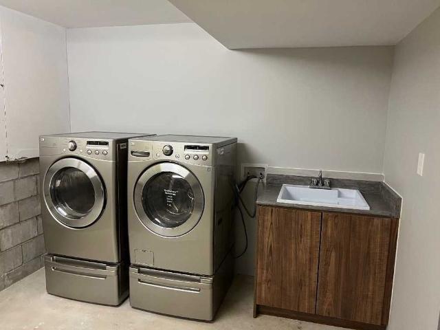 For Lease 206 Little Avenue Unit# Lower, Barrie, Ontario