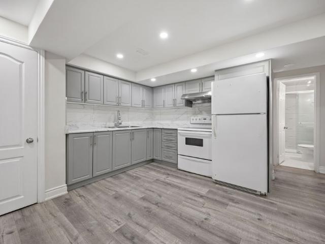 For Lease 206 Sunny Meadow Boulevard Unit# Bsmt, Brampton, Ontario