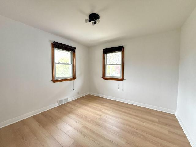 For Lease 206 Wellington Street, St. Marys, Ontario